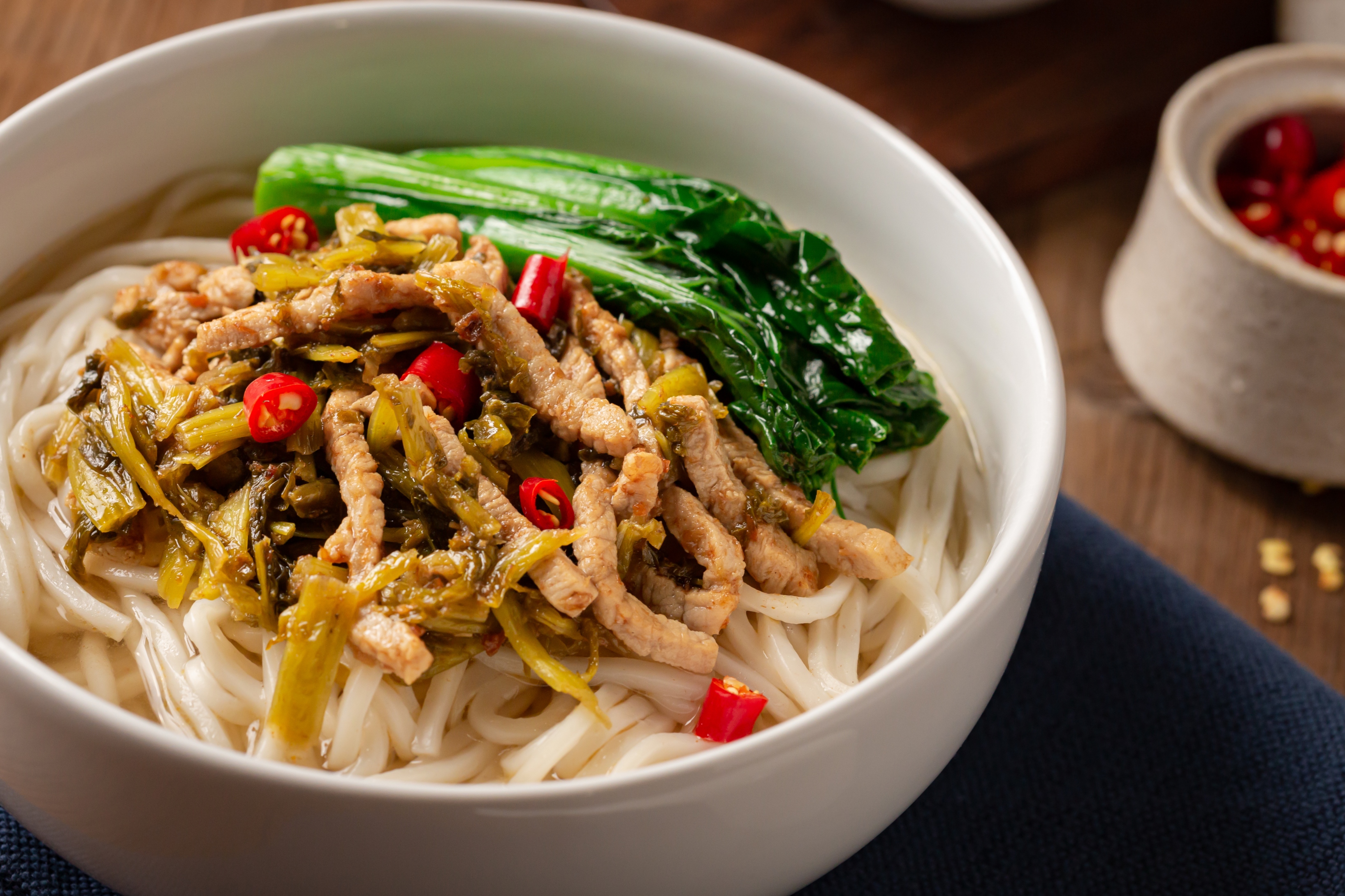 Preserved Vegetables with Shanghai Noodle